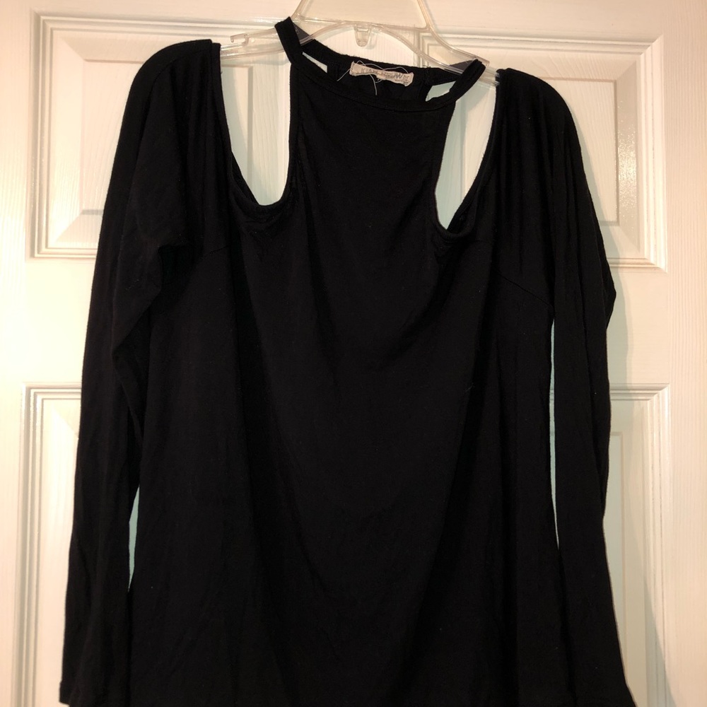 High Neck T-shirt with Cold Shoulder Detail